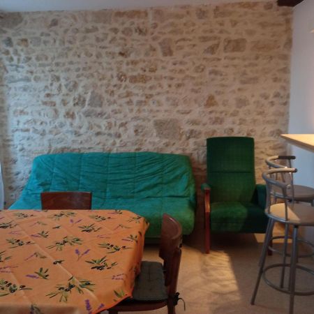 Appartement Centre Petite Ville Poitou Gençay エクステリア 写真