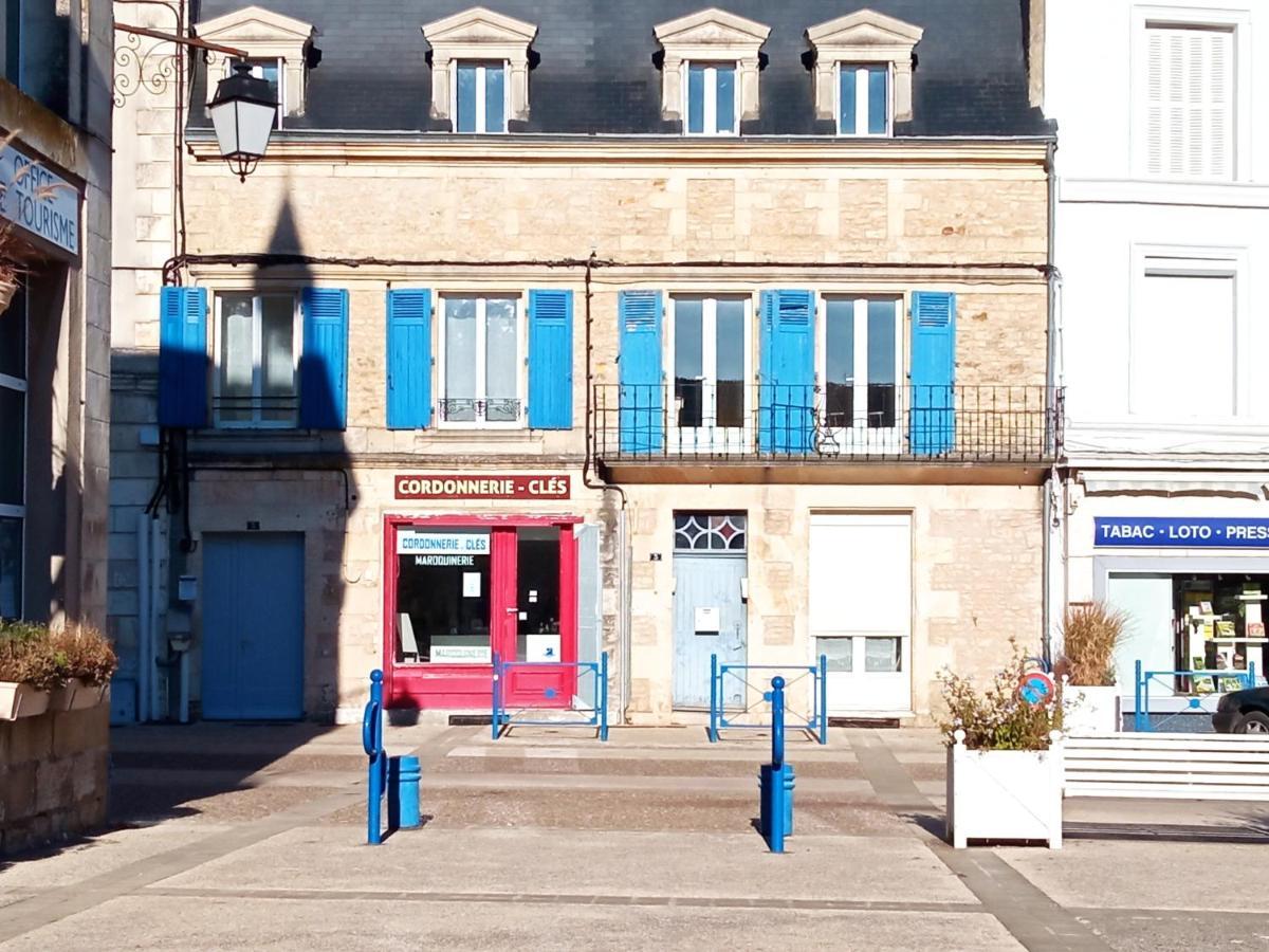 Appartement Centre Petite Ville Poitou Gençay エクステリア 写真