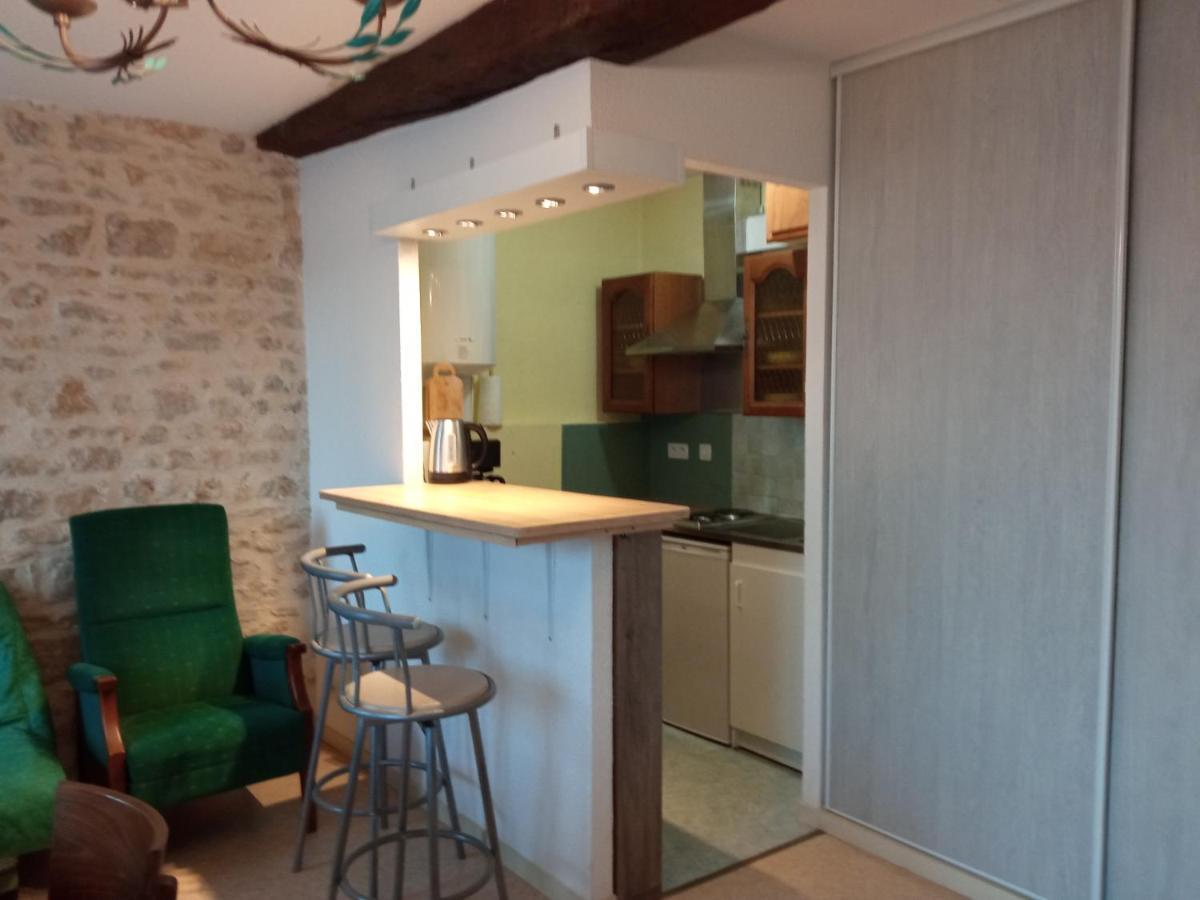Appartement Centre Petite Ville Poitou Gençay エクステリア 写真